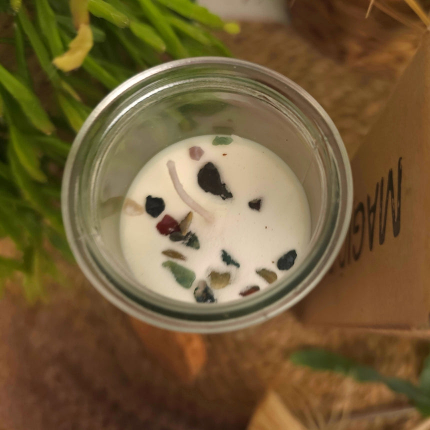 Aromaterapinė sojų vaško žvakė puošta samaniniu agatu akmeniu| Velvetinio mėnulio aromato