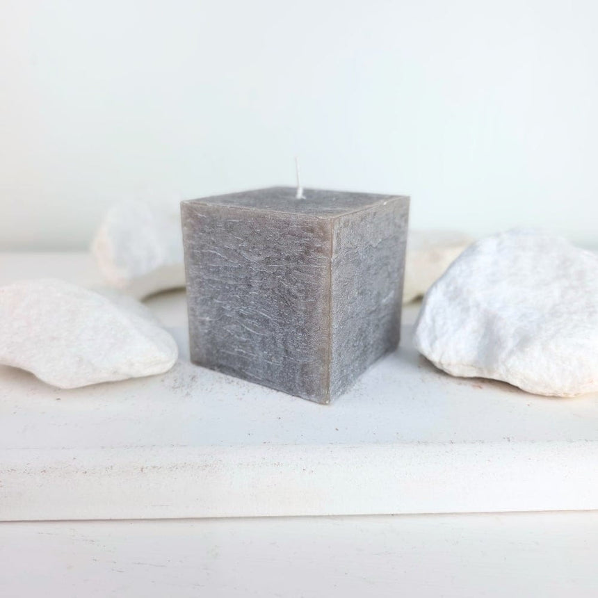 sodoela Žvakės sidabrinė Kvadratinė žvakė „Rustic Metalic“ 7x7x7 cm
