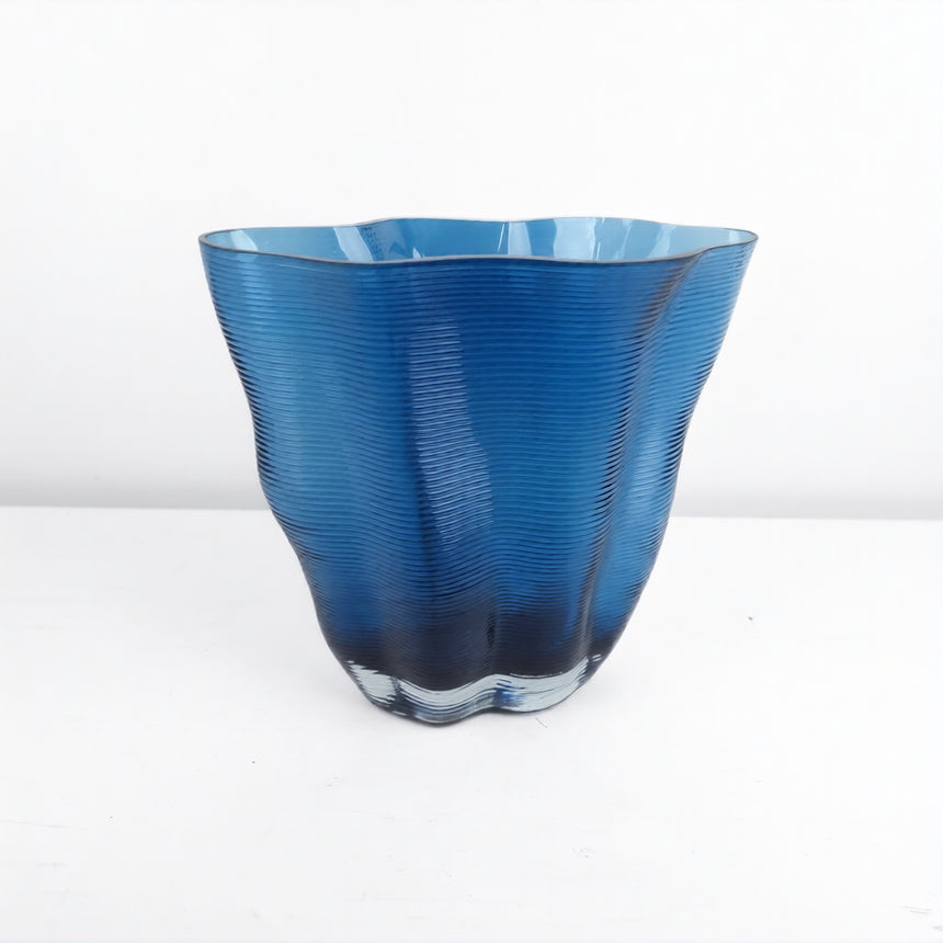 Carmen kolekcijos meninio stiklo vaza 25,5x23x14 cm