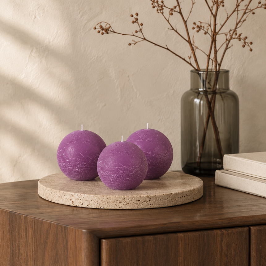 sodoela Žvakės Rutulio formos žvakė „Rustic Classic“, orchidėjų violetinė interjere