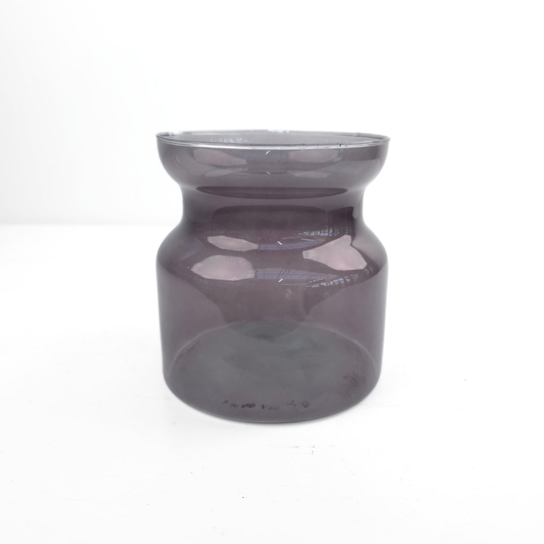 Spalvoto stiklo vaza puokštei 13,5x12 cm