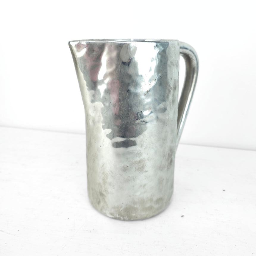 Kalto metalo ąsotis-vaza 22x14 cm