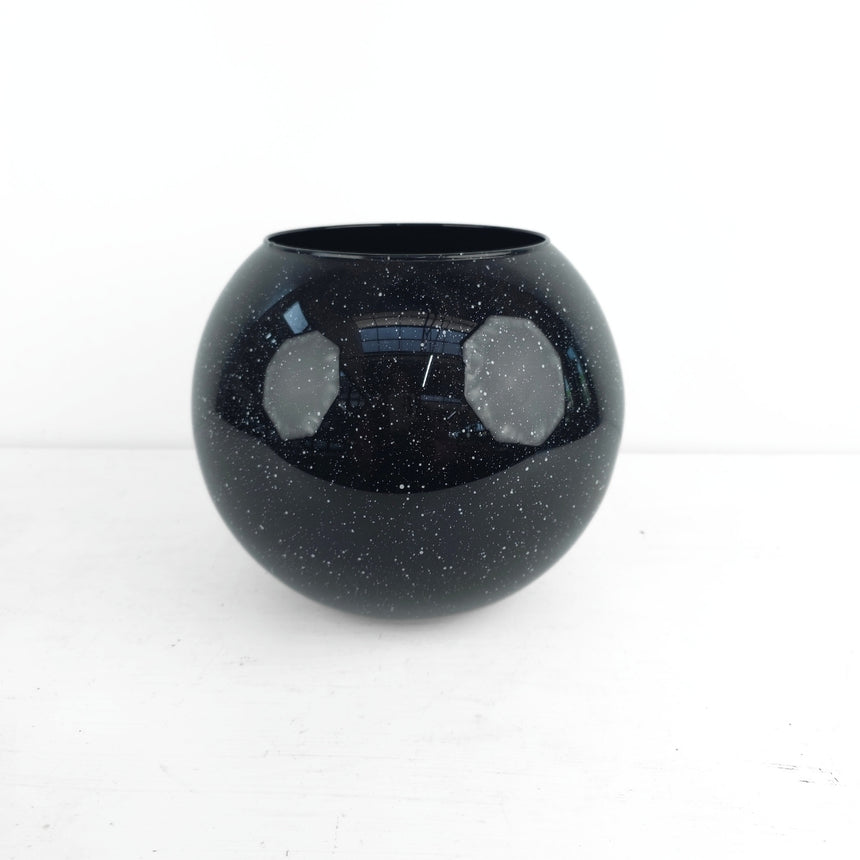 Juoda stiklinė Bolla vaza 20x21 cm