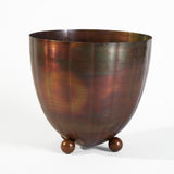 Senojo baroko stiliaus metalinis vazonas 21x21x19 cm