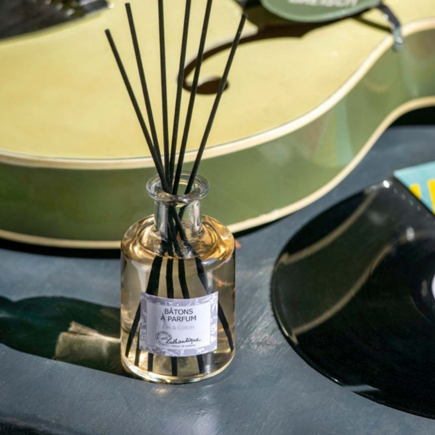 MEDVILNĖ namų difuzorius 200 ml., L'EDITEUR DE PARFUMS