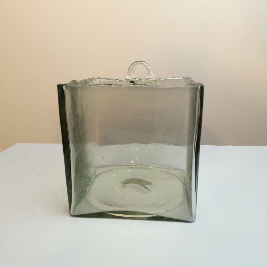 Kvadratinė stiklinė vaza / žvakidė su rankena 15x15x18 cm