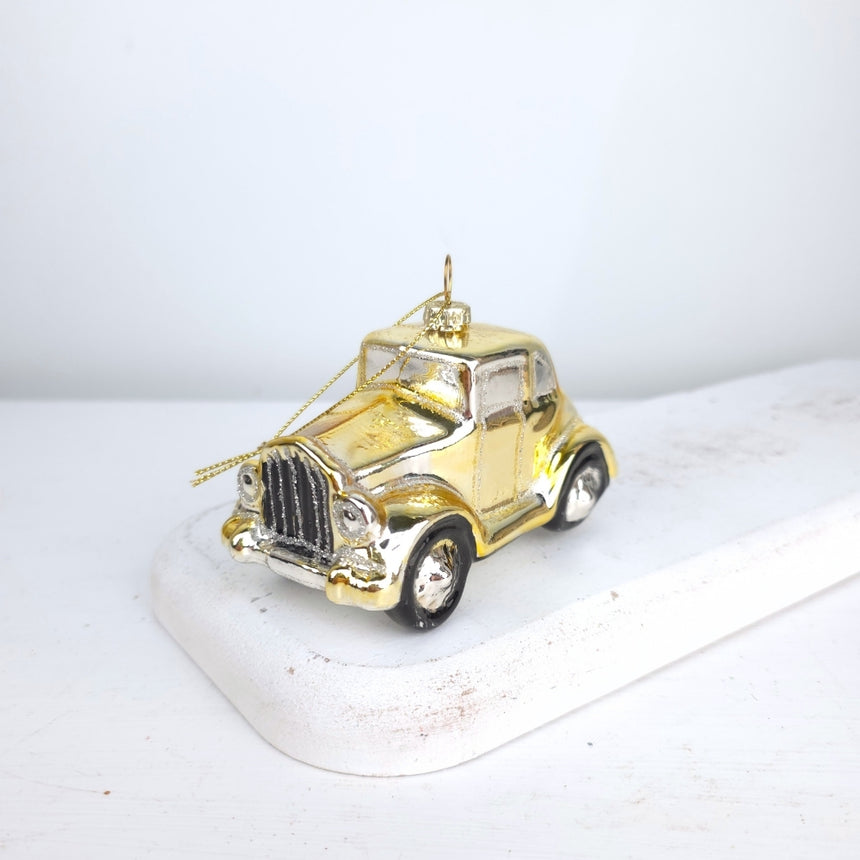 Eglutės žaisliukas Automobilis