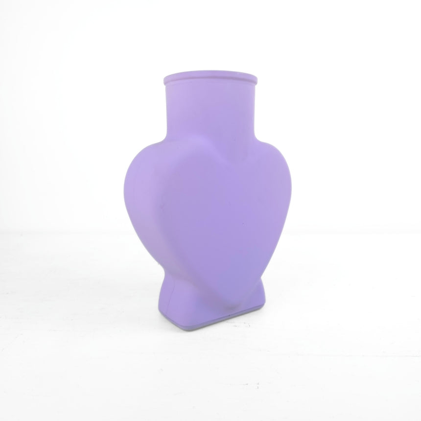 Širdies formos stiklinė vaza 7x15x22 cm