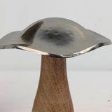 Grybas pagamintas iš mango medienos / natūralaus metalo 23x14,5 cm