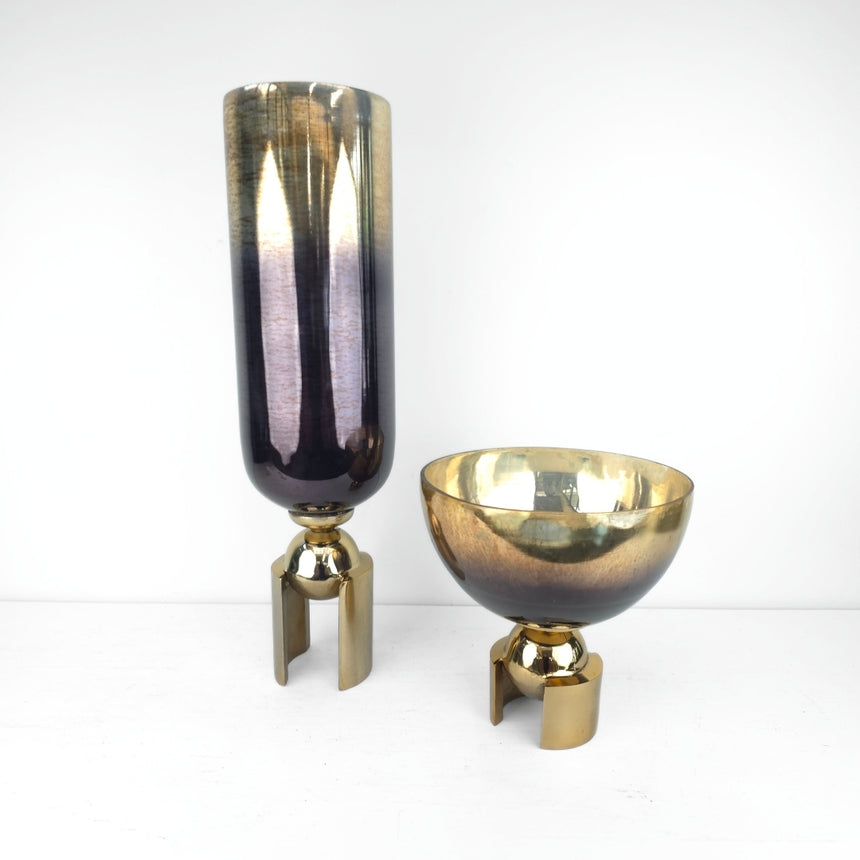 Stiklo vaza ant metalo kojelės 55x15 cm