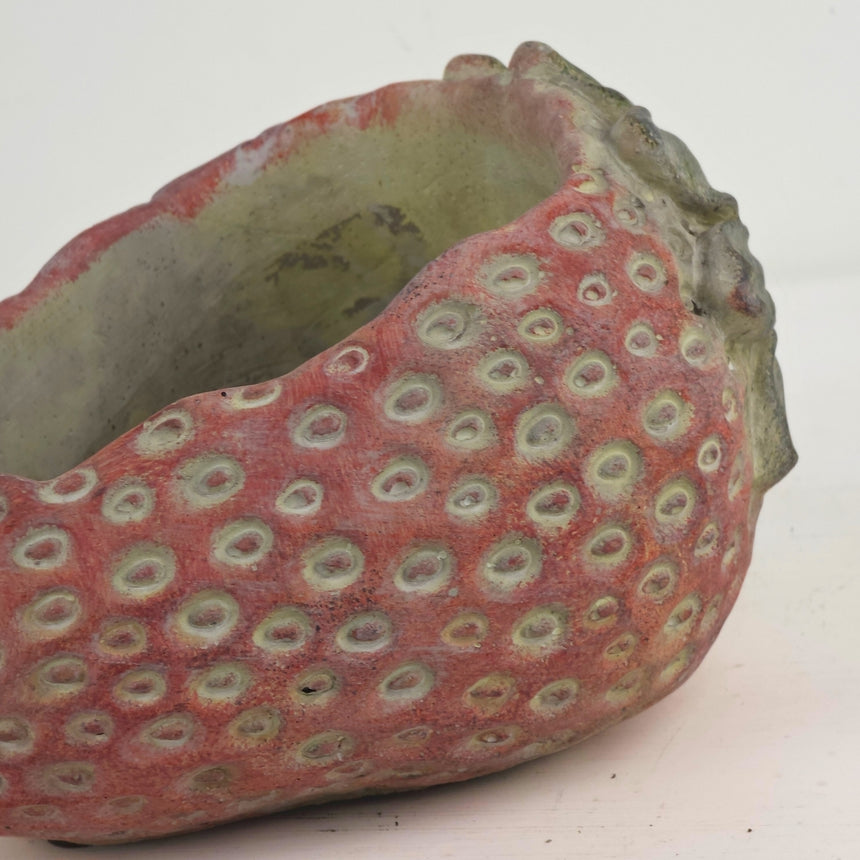 Dekoratyvinis betoninis vazonas Braškė 11x16,5x12 cm