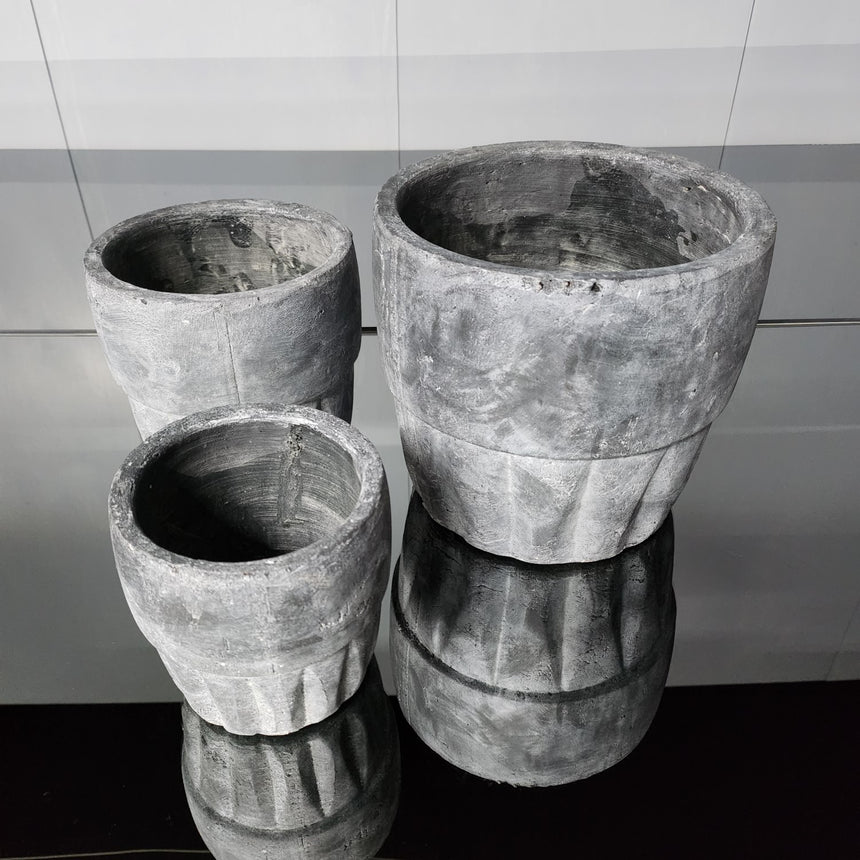 Grigio kolekcijos terakotos vazonas 17x17x15 cm