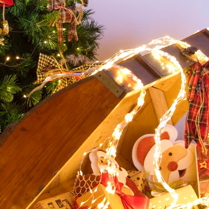 Girliandų krioklys 100 cm LED šiltai baltos spalvos