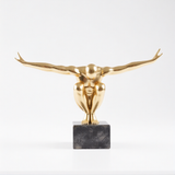 Dekoratyvinė skulptūra Atletas Gold 32,5x48,5x15 cm