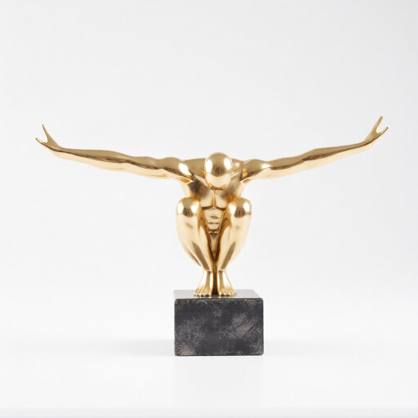 Dekoratyvinė skulptūra Atletas Gold 32,5x48,5x15 cm